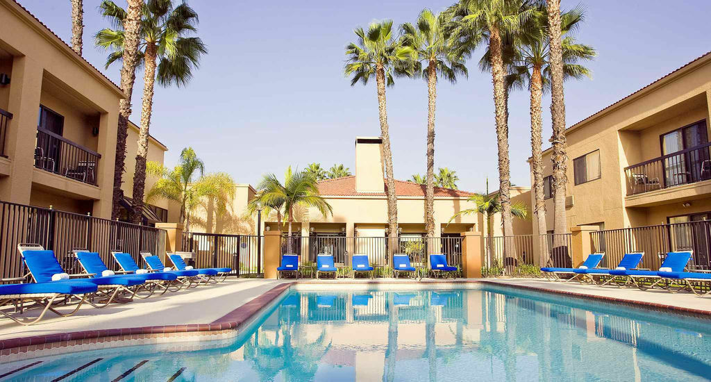 Courtyard By Marriott Los Angeles Hacienda Heights Orange County Dış mekan fotoğraf